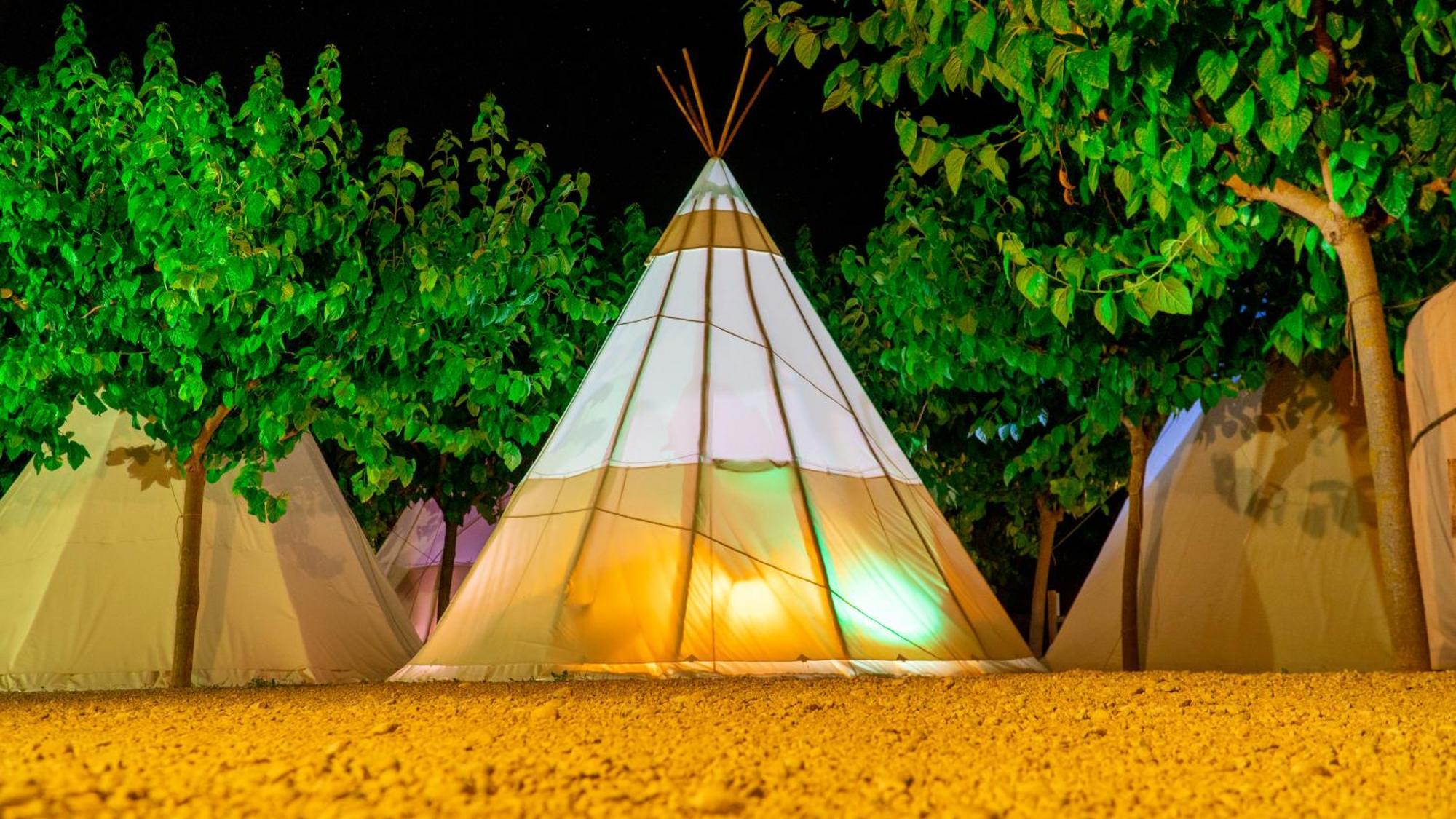 Camping El Roble Valderrobres Exterior photo